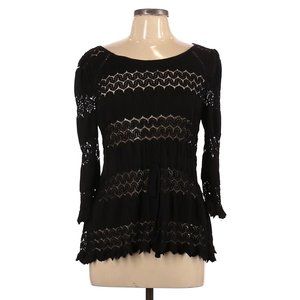 free people black 3/4 sleeve top MEDIUM